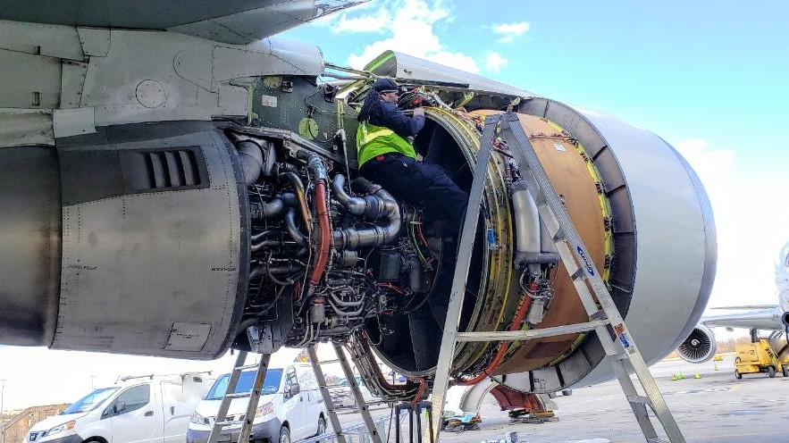 WALMES performs aircraft engine and APU on-wing support including replacement in Zimbabwe and Central Africa.